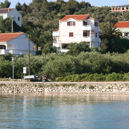 Apartments And Rooms By The Sea Jakisnica, Pag - 4160 伦 外观 照片