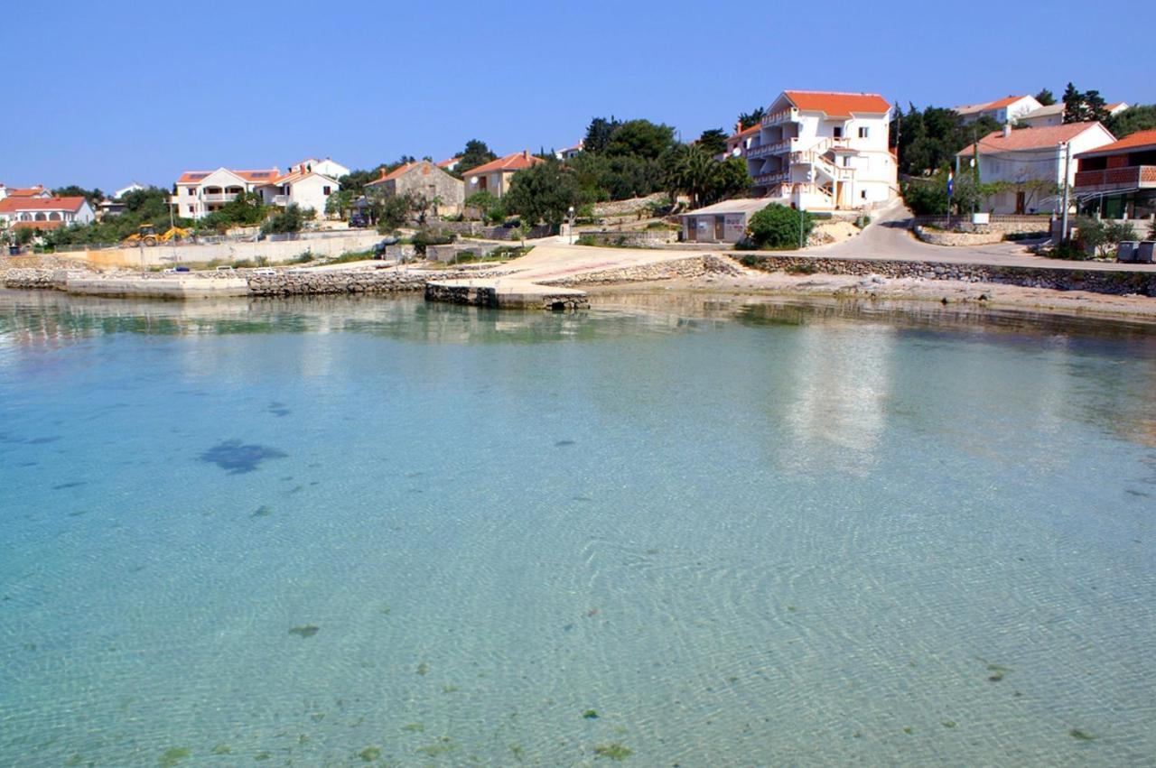 Apartments And Rooms By The Sea Jakisnica, Pag - 4160 伦 外观 照片