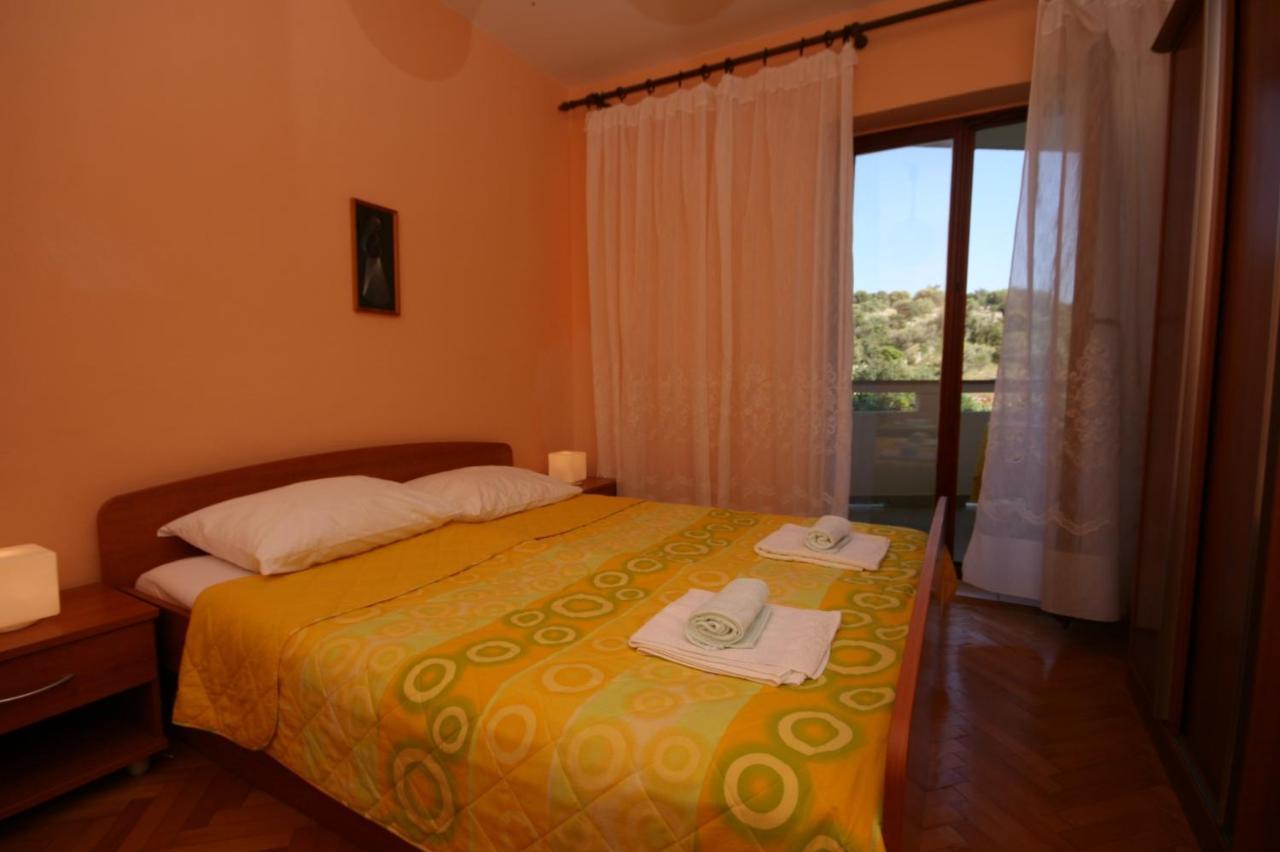 Apartments And Rooms By The Sea Jakisnica, Pag - 4160 伦 外观 照片