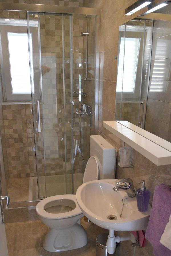 Apartments And Rooms By The Sea Jakisnica, Pag - 4160 伦 外观 照片