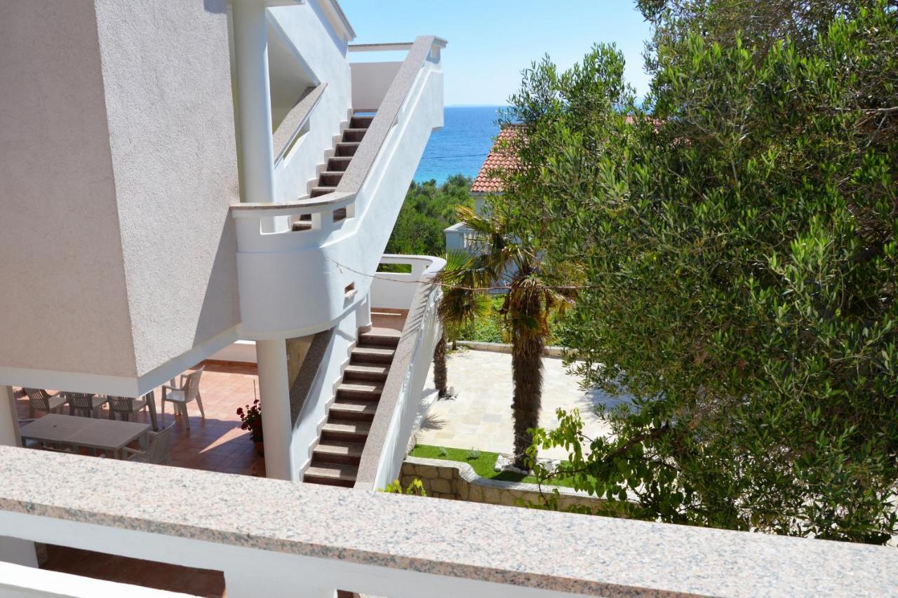 Apartments And Rooms By The Sea Jakisnica, Pag - 4160 伦 外观 照片