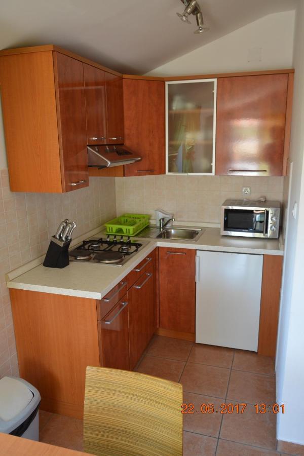 Apartments And Rooms By The Sea Jakisnica, Pag - 4160 伦 外观 照片
