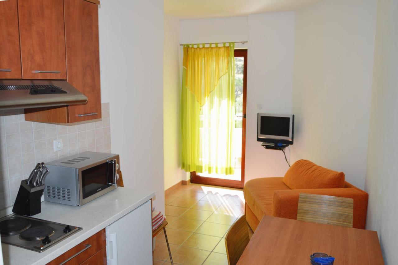 Apartments And Rooms By The Sea Jakisnica, Pag - 4160 伦 外观 照片