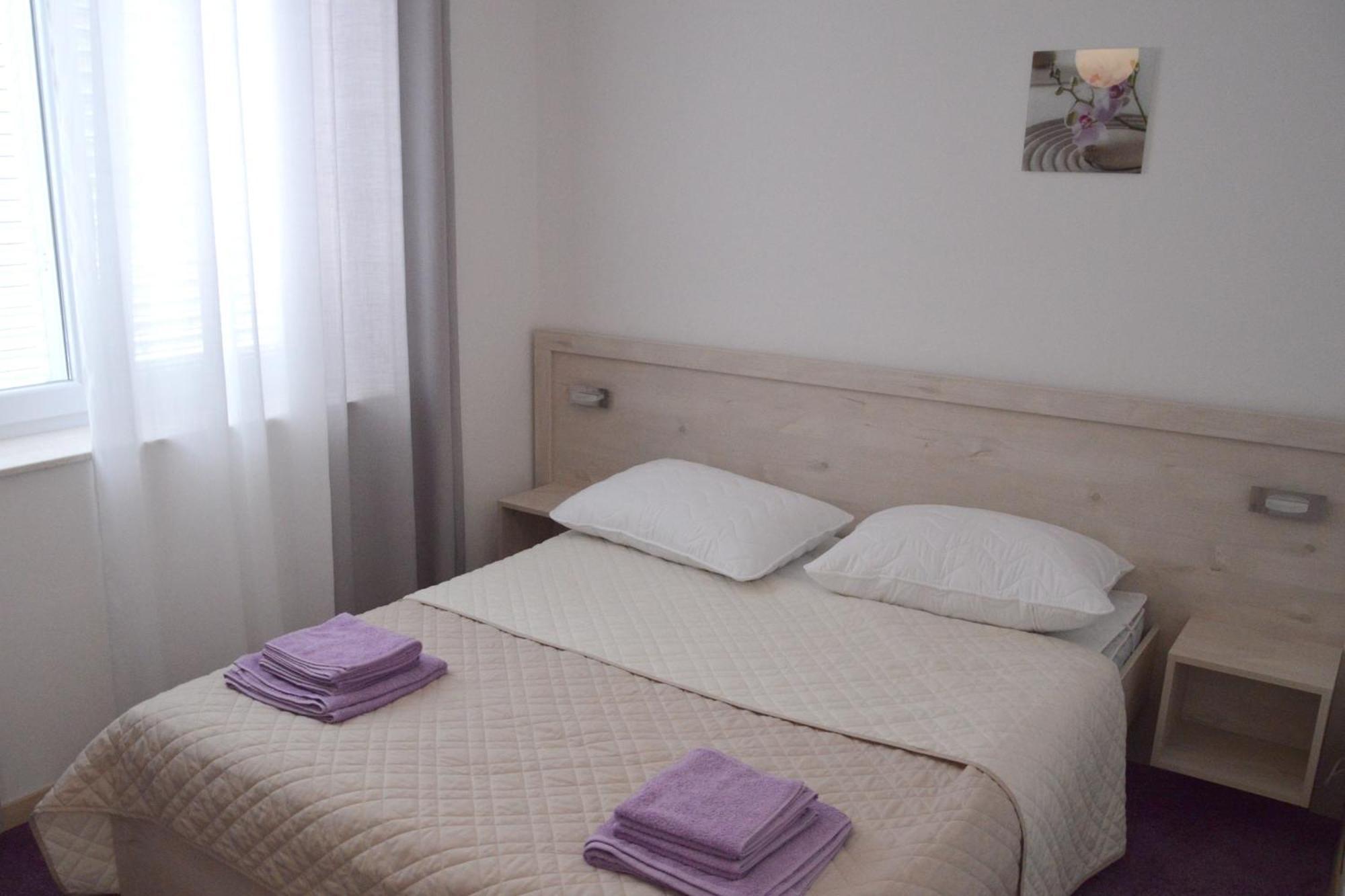 Apartments And Rooms By The Sea Jakisnica, Pag - 4160 伦 外观 照片