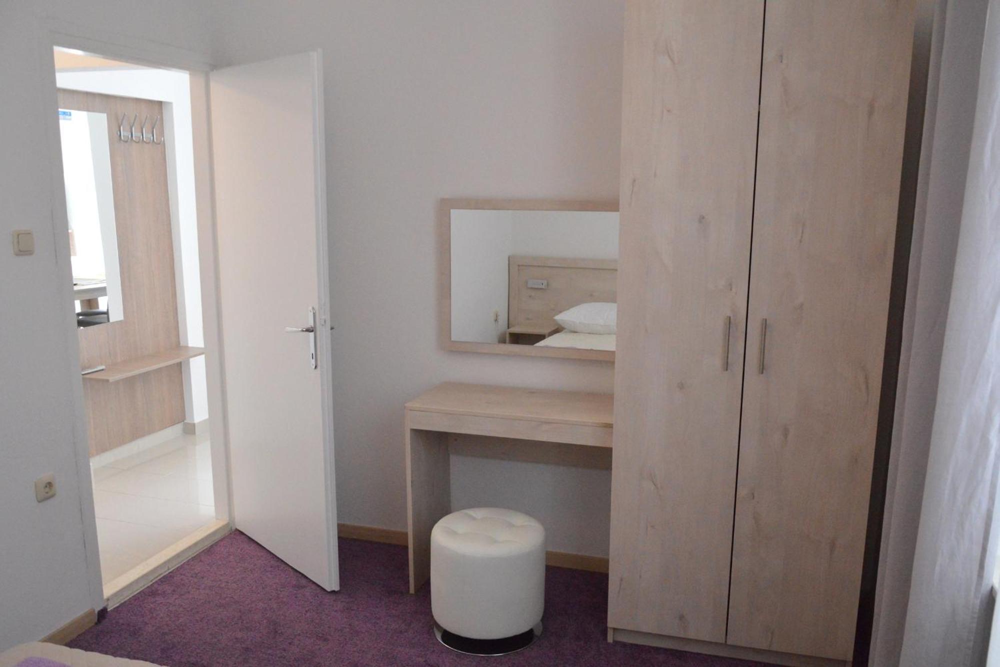 Apartments And Rooms By The Sea Jakisnica, Pag - 4160 伦 客房 照片